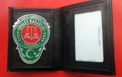 ADALET BAKANLIĞI,ROZETLİ CÜZDANI 2-ADET SATINAL-SADECE KURUM ADRESINE GONDERILIR-SIVIL ADRESE KARGO GONDERILMEZ-SIVILE SATILMAZ.