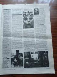 Cumhuriyet Kitap Gazetesi - 4 Haziran 1998 - Sayı 433 - Tarihin İnsan Yüzü Ve Ahmet Altan Fotoğrafı - Nuri İyem'in Sanatı Ve Yapıtları Nefis Bir Kitapla Okura Ulaştırılıyor - Sennur Sezer Nezihe Meriç'in Öykü Kitabı Yandırma'yı Değerlendirdi - Hidayet Karakuş Aytül Uncu Akal'ın Beni Bırakma Hayatını Değerlendirdi-- Daniel Defoe