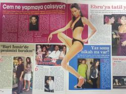 Kumsal Magazin Dergisi - 9 Haziran 2007 - Pelin Bindal - Çağla Şikel - Kenan Doğulu - Emre Altuğ - Hande Subaşı - İpek Tuzcuoğlu - Pınar Yiğit - Yalın - Alişan - Ajda Pekkan - Burak Kut - Tuba Ünsal - Aysun Kayacı - Nil Karaibrahimgil - Şenay Akay - Demet Akalın - Ferhan Şensoy - Levent Kırca - Ece Uslu - Tümer Metin - Hande Yener - Cem Yılmaz - Okan Bayülgen - Berrak Tüzünagaç - Deniz Seki - Ebru Gündeş - Tan Sağtürk - Bergüzar Korel - Gizem Özdilli - Fatoş Seğmen - Emrah - Esra Balamir - Tuğba Özerk - Bülent Ersoy - Emel Sayın - İzel - Deniz Akkaya - Güzide Duran - Kerem Alışık - İlknur Soydaş - Perihan Savaş - Alişan - Hülya Avşar - Zuhal Olcay - Meltem Cumbul - Kenan Işık - Petek Dinçöz - Aydan Şener - Sibel Tüzün - Burak Kut - Şehrazat - Emre Altuğ - Leyla Alaton - Eda Taşpınar - Derin Mermerci - Siren Ertan - Esra Üstünkaya - Demet Akalın - İlknur Soydaş - Şehnaz Tuna - Tülin Şahin - Şenay Akay - Ozan Orhon - Nurgül Yeşilçay - Haberleri ve fotoğrafları - Tam takım dergi-