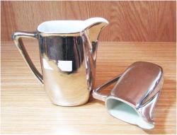 ViNTaGe POLONYA MaLı GÜMÜŞ KaPLaMaLI PORSELEN SÜTLÜKLER....2 Adet