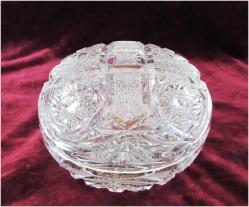 ViNTaGe AVRUPA KRİSTAL KaPaKLı KUTU...