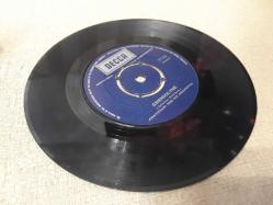 Gwendolyne / Theme from Love Story - Montovani and His Orchestra