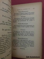 Une Femme Trop Bonnete - Armand Salacrou - Librairie Gallimard (Çok İyi Bir Kadın) Fransızca Kitap