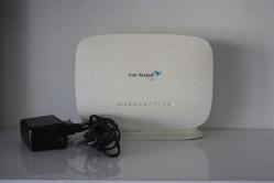Tp-Link Td-w9970v3 300mbps 4-port Vdsl/adsl2 Modem  SORUNSUZ SIKINTISIZ      ((İSİMSİZ DEMİR RAF