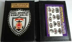 SAHIL GÜVENLİK KOMUTANLIGI ROZETLİ CÜZDANI SATINAL-SADECE ASKERI ADRESE GONDERILIR ve ASKERİ PERSONELE SATILIR-SIVILE SATILMAZ-SIVIL ADRESE GONDERILMEZ.