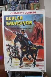 Kara Murat Devler Savaşıyor (1978) filmi çizim afişi - Cüneyt Arkın - Tanju Gürsu (nadir temizlikte)