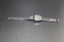 Casio F-91W-1DG Kol Saati   DETAYLAR RESIMLERDE VE AÇIKLAMADA   (İSİMSİZ DEMİR RAF