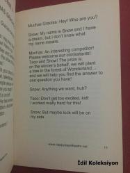 The Snow Globe - English Kids Play - Hayrullah Kozak - Happy Days Theatre - İngilizce Kitap (Kar Küresi)