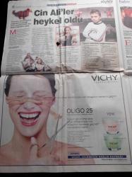 Milliyet Cumartesi Gazetesi - 22 Şubat 2003 - Tamer Karadağlı - Hülya Avşar Show - Freddie Mercury - Alfred Hitchcock - Ben Bu Yazıları Çıplak Yazıyorum -George Clooney Fotoğrafı - En İyi Giyinen Futbolcular Galatasaray'da - Ümit Karan - Tasarımcı Gönül Paksoy