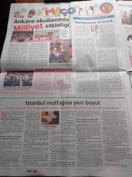 Milliyet Pazar Gazetesi - 8 Mart 2009 -  Lüküs Hayat 25. Yıla Girdi Hala 11 Dakika Ayakta Alkışlanıyor - Ufuk Güldemir Alaska'da Ayı Avında - Ayhan Aydan'ın Doğumunu Yaptıran Doktorun Oğlu İlk Kez Konuştu - Bülent Uygun Napoli Evladım Gibi Soyadı Da Uygun Olacak - Dünya'nın Süper Güçlü Kadınları - Michelle Obama - Friedman Ve Neo Osmanlılar