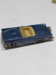 O17-----1988 İMALATI MATCBOX 1957 THUNDERBİRD METAL OYUNCAK ARABA