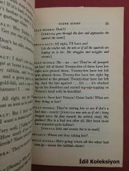 Charlie and the Chocolate Factory - Roald Dahl - Puffin Books - İngilizce Kitap (Charlie'nin Çikolata Fabrikası)