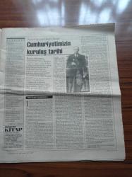 Cumhuriyet Kitap Gazetesi - 10 Kasım 1994 - Sayı 247 -  Atatürk'ün Söylev'ine Yazdığı Önsöz'le Hıfzı Veldet Velidedeoğlu'nu Bir Kez Daha Anıyoruz -Atatürk Fotoğrafı - Laiklikle İlgili Üç Kitap - Laik Demokrasi Ve Aydınlanma Yolunda Atatürk Kitapları - Dietrich Gronau'nun Atatürk Kitabını Toktamış Ateş Yazdı Buna Bir de Atatürk'le İlgili Kitapların Listesine Ekledik-- 12 Eylül'de Niçin Ve Nasıl Gelişti