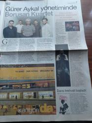 Cumhuriyet Haftasonu Gazetesi - 2 Haziran 2007 - Sayı 53 -  Atatürk Aşığı Bir Aile Zeki Triko - Revan Pera'da Haliç'e Nazır Bir Nostaljik Keyif - Fetih'te Gemiler Nereden Geldi - Avril Lavigne Fotoğrafı - Barışa Rock Konseri - Sümer Ezgü - Her Mahallede Bir Sanat Konağı - Önüm Arkam Sağı Solu Festival