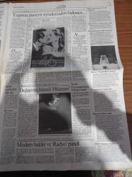 Cumhuriyet 2 Gazetesi - 20 Mayıs 1993 - Çevre İle Teknoloji Bir Araya Geldi - Mars İçin Anlaşma - Bonsai Koca Çınarı Saksıya Sığdırma Sanatı - Eskiden Havagazı Kullanmak Ayrıcalıktı - 46. Uluslararası Cannes Film Festivali'nden Notlar - Vakko Sanat Galerisi - Globe Tiyatrosu'nda Almanca Oyun - Haremdeki Dört Kadın Filmi Haremdeki Yasak Aşk İlişkileri - Lee Van Cleef - Yeniden Olacak O Kadar - Levent Kırca - Disney'in Yapımı Küçük Deniz Kızı