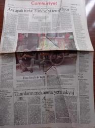Cumhuriyet 2 Gazetesi - 11 Haziran 1993 - Alahan Manastırı Bakımsız Ama Güzel - Mektup Yazma Alışkanlığını Yitiriyoruz - Tanrının Mekanı Akrapol'a Yeni Makyaj - Porno Filme Dönüşen Uyarlama - Görkemli Şölen Carmen - Orhan Oğuz'un İkinci Yapıtı Üçüncü Göz - Nur Sürer - Sinan Çetin