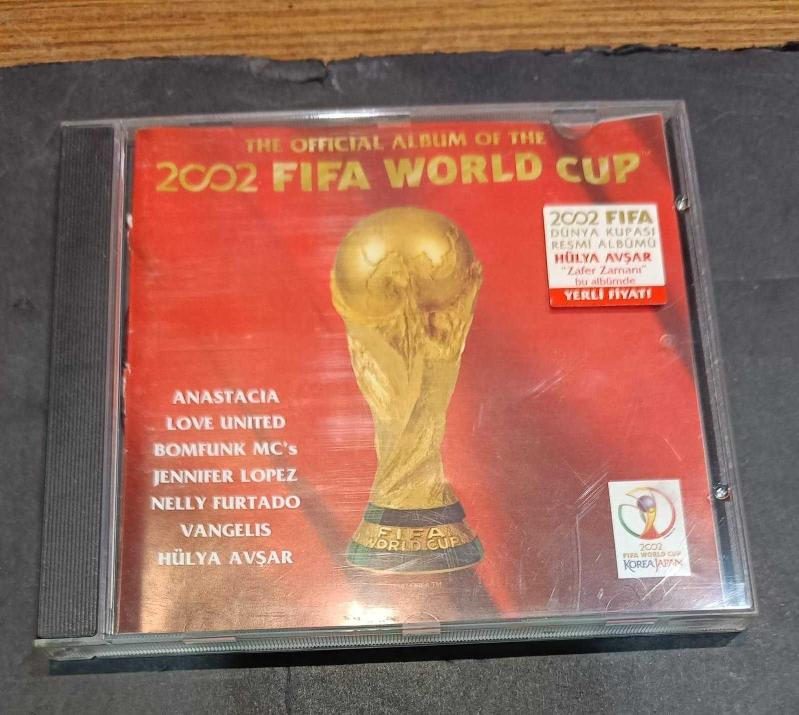 THE OFFICIAL ALBUM OF THE 2002 FIFA WORLD CUP * (HÜLYA AVŞAR