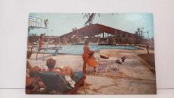 ŞEHİR KARTPOSTALI,HOLLANDA/OLİMPİK HAVUZ VE İNSAN MANZARALARI,RENKLİ,ARKASINA YAZILMAMIŞ 10 X 14 CM EBADINDA - 1950'LER, 1960'LAR, 1970'LER, 1980'LER