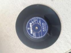 A Place Where No-One Goes - The Way of Love / The Four Pennies