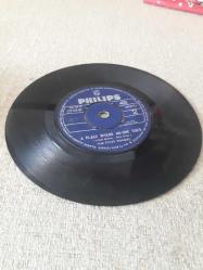 A Place Where No-One Goes - The Way of Love / The Four Pennies