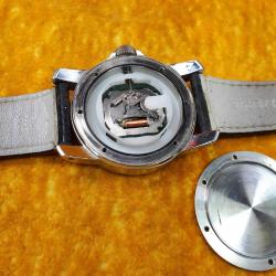 CONVERSE TAKVİMLİ SİYAH GENİŞ KADRANLI , FOSFORLU RAKAMLI KOL SAATİ