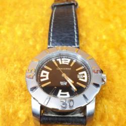 CONVERSE TAKVİMLİ SİYAH GENİŞ KADRANLI , FOSFORLU RAKAMLI KOL SAATİ