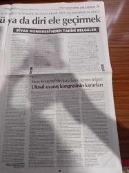 Cumhuriyet Gazetesi - 4 Eylül 2019 - 12 Dev Adam ABD'yi Elinden Kaçırdı - Radamel Falcao - Okul Güvenliği İŞKUR'dan - İlim Yayma Cemiyeti'ne Ayda 12 Milyon TL - Kemer Yapı'da Aile Saadeti - Atanmış Bakan Süleyman Soylu Seçilmiş Başkan Ekrem İmamoğlu'nu Hedef Aldı - Merkez Sağ'a Tansu Çiller Kartı - Mimarlardan Atatürk Orman Çiftliği Çağrısı