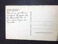 ŞEHİR KARTPOSTALI, BELÇİKA BRÜKSEL MANNEKEN PİS HEYKELİ (ÇEŞME HAZNESİNE İŞEYEN ÇOCUK), ARKASI YAZILI, SİYAH BEYAZ, 14 X 9 CM EBADINDA - 1940'LAR, 1950'LER, 1960'LAR, 1970'LER