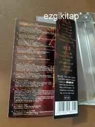 masters of chant -  gregorian kaset (kasetçalarda denenmiştir/dinlenmiştir)