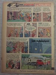 SPİROU - 16 Juillet 1959 - Vintage Cartoon Magazine - Fransızca Dergi - (Les 7 Fountaines - Marc Dacier - Le Roi Captif - Winston Churchill - Sandy - Buck Danny - La Patrouille Des Castors - Le Secret Des Monts Tabou - Foucald Conquerant Pacifique Du Sahara - Une Aventure de Luce et Tilly - Le Cavalier Sans Visage - Les Belles Histoires De L'Oncle Paul - Z Comme Zorglub)