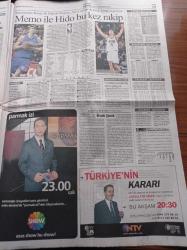 Cumhuriyet Gazetesi - 25 Şubat 2003 - Mehmet Okur Ve Hidayet Türkoğlu NBA'de Bu Sefer Rakip - Bush'tan Washington'a Pazarlık İçin  Giden Dışişleri Bakanı Yaşar Yakış'a Ülkenize Gidin Ve Tezkereyi Geçirin - Sıkıntılı Tezkere Bugün Mecliste -  Kofi Annan Kıbrıs İçin Destek İstedi - Çalışan İkramiyesi Buhar Oldu - Recep Tayyip Erdoğan - Arif Mardin'e Grammy Ödülü - Greenpeace Çocuk Katili Olmayın