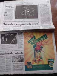 Cumhuriyet Gazetesi - 21 Mart 2007 - Gönüllü Psikolog Fatih Terim - İşgalin Yıldönümünde İsyan Taha Yasin Anıldı - Halkın Yüzde 71'i Cumhurbaşkanlığına Karşı Recep Tayyip Erdoğan İstenmiyor - Yargıyı Kilitlediler - İETT'nin Arsasında İmar Sorunu Yaşanacak - Yaşlılar Haftası - Erkek Doktoru Reddetti Kaldırımda Doğum