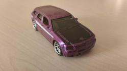 MATCHBOX - 2005 YILI DODGE MAGNUM  SIFIR  HİÇ KULLANILMAMIŞ KOLEKSİYON ÜRÜNÜ