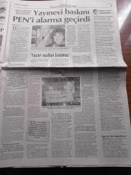 Cumhuriyet Gazetesi - 11 Nisan 2011 - Trabzonspor Galatasaray'ı Devirdi - CHP'de Eski İsimler Liste Dışı - Önder Sav - Mustafa Balbay İzmir Adayı - 12 Eylül'ün Mağdurları Temkinli - Liseli Gençlerin İsyanı - Muhalif Belediyelere Baskı - NATO Genel Sekreteri Libya'da Askeri Çözüm Olamaz - Kaçak Otel Açılışında Heykele Yıkım Kararı - Selahattin Demirtaş Hakkari'den Aday - Leyla Zana