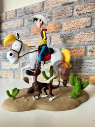 Red Kit Diorama - Lucky Luke - 30 cm