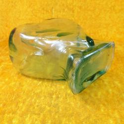 VINTAGE KALP FORMUNDA SU YEŞİLİ RENKLİ CAM ŞİŞE