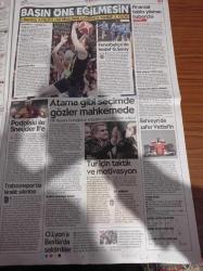 Cumhuriyet Gazetesi - 17 Nisan 2017 - Sandığa Gölge Düştü - Türkiye Olağanüstü Hal Koşullarında Anayasasını Değiştirdi - Usulsüzlük Sokağa Döktü - AKP MHP Bloku 1 Kasım Seçimlerinde Aldığı Sonuçların Bile Altında Kaldı - Binali Yıldırım Ve Devlet Bahçeli'nin Sandıklarında Hayır - Recep Tayyip Erdoğan Atı Alan Üsküdarı Geçti - Ovacık'ta Yüzde 90 Hayır Çıktı