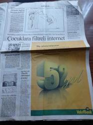 Cumhuriyet Gazetesi - 13 Nisan 2006 - Yüzmede Prestij Kaybettik - Cumhurbaşkanı Ahmet Necdet Sezer İrticanın Kaygı Verici Boyutlara Ulaştığını Söyledi - Ahmet Ümit - Çevre ve Orman Bakanı Pepe Yine Suçladı Ama İsim Açıklamadı - Çernobil Etkisi Hopa'da Kanser Arttı - Doğulu Vekillerle Toplantı Partilileri Kızdırdı - Hayvanlara Şiddet Önlensin - 301. Madde Kalacak - Evrimin Kayıp Halkası