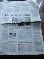 Cumhuriyet Gazetesi - 13 Nisan 2006 - Yüzmede Prestij Kaybettik - Cumhurbaşkanı Ahmet Necdet Sezer İrticanın Kaygı Verici Boyutlara Ulaştığını Söyledi - Ahmet Ümit - Çevre ve Orman Bakanı Pepe Yine Suçladı Ama İsim Açıklamadı - Çernobil Etkisi Hopa'da Kanser Arttı - Doğulu Vekillerle Toplantı Partilileri Kızdırdı - Hayvanlara Şiddet Önlensin - 301. Madde Kalacak - Evrimin Kayıp Halkası