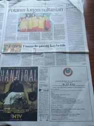 Cumhuriyet Gazetesi - 13 Nisan 2006 - Yüzmede Prestij Kaybettik - Cumhurbaşkanı Ahmet Necdet Sezer İrticanın Kaygı Verici Boyutlara Ulaştığını Söyledi - Ahmet Ümit - Çevre ve Orman Bakanı Pepe Yine Suçladı Ama İsim Açıklamadı - Çernobil Etkisi Hopa'da Kanser Arttı - Doğulu Vekillerle Toplantı Partilileri Kızdırdı - Hayvanlara Şiddet Önlensin - 301. Madde Kalacak - Evrimin Kayıp Halkası