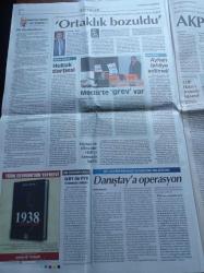 Cumhuriyet Gazetesi - 19 Aralık 2013 - Yolsuzluk Soruşturması Yürürken AKP'den Jet Hamle Geldi - Emniyette Kelleler Uçtu - CHP Lideri Kemal Kılıçdaroğlu Hükümet Yolsuzluğu Kabul Etti - ABD Bizi Aile Kavgasına Çekmeyin - Recep Tayyip Erdoğan Ve Bülent Arınç İllegal Örgütü Ortaya Çıkarmak Boynumuzun Borcu - Zafer Çağlayan - Egemen Bağış