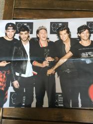 SELENA GOMEZ-ONE DIRECTION POSTER