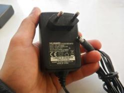 HUAWEI 12V 1.A  ADAPTÖR  DETAYLAR RESİMLERDE  SORUNSUZ ORJINAL     (YENİ RAF KUTU