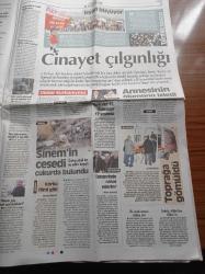 Cumhuriyet Gazetesi - 27 Şubat 2013 - Abdullah Gül'e Suikast Planı İddiasının Köşk'teki Üçlü Zirvede Görüşüldüğü Haberine İlker Başbuğ'dan Yanıt - Ankara Barosu Başkaldırıyoruz - AKP 4. Yargı Paketini Bekletiyor - Ahmet Davutoğlu'na Irak'tan Eleştiri - İmralı'dan 3. Aşamalı Plan - Angela Merkel'e Ankara'da Soğuk Duş - Vehbi Koç Ödülü Gökhan Hotamışlıgil'e