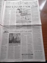 Cumhuriyet Gazetesi - 17 Eylül 2019 - Cenk İldem'den Bronz - TRT'de Oyun Üstüne Oyun - Tarihi Köşkte Zirve - İran Cumhurbaşkanı Ruhani Rusya Devlet Başkanı Putin Ve Cumhurbaşkanı Recep Tayyip Erdoğan Biraraya Geldi - Tarık Akan Unutulmadı - Velilerin Menzil Tarikatı Baskısına Karşı Direnci Karşılık Buldu