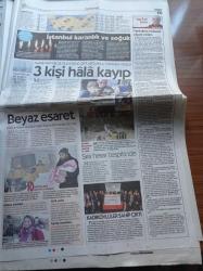 Cumhuriyet Gazetesi - 1 Ocak 2017 - Altınordu Takımı Büyüklere Kafa Tutuyor - Aşkın Nur Yengi - Ahmet Şık Avukatıyla Görüştürülmedi - Savcı İzne Çıktı İfade Almıyor - 2016 Özgürlük Yılı Olsun - TV Çöpçatanları İsyan Ettirdi - Kemal Kılıçdaroğlu Demokrasiyi Ona İnanan Herkesle Savunacağız