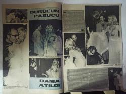 Pazar Haftalık Aktüalite Sinema Tiyatro Müzik ve Magazin Dergisi - 22 Kasım 1968 - Sema Özcan - Memduh Ün - Fatma Girik - Berkant - Durul Gence - Cüneyt Arkın - Lübnanlı Dilber Tarup - Ediz Hun - Nazan Şoray - Ekrem Bora - Türkan Şoray - Tugay Toksöz - Rüçhan Adlı - Mine Mutlu - Semra Yıldız - Yılmaz Güney - Selma Güneri - Sevinç Pekin - Tülin Elgin - Eşref Kolçak - Halit Refiğ - Hülya Koçyiğit - Ünsel Aybek - Sevinç Pekin - Meral Sayın - Ertem Göreç - Kuzey Vargın - Ajda Pekkan fotoğraf ve haberi - Durul'un Pabucu Dama Atıldı haberi - Türk Sinemasında Seks haberi - POP Çamaşır Tozu Reklamı - Tam Takım