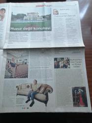 Cumhuriyet Pazar Gazetesi - 21 Ağustos 2011 - Sayı 1326 - Camilere Eli Değen İlk Kadın Makbule Yalkılday Fotoğrafı- Silah Seksiyonu Yeniden Doğdu- Eminem- İlluminati- Melissa Papel- Bulfinch'ten Eski Yunan Ve Roma Mitleri - Dünya Nüfusu Genişleme Oranı - Huzur Değil Konukevi - Ataol Behramoğlu