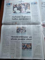 Sözcü Gazetesi - 3 Mart 2014 - Trabzon Avrupa'ya Veda Etti - Bilal Erdoğan Fatih Saraç'la Konuşuyor - Duyanı İsyan Ettiren Yeni Konuşma Kayıtları Çıktı - Bilal Erdoğan Babasının Danışmanı İle Konuşuyor 160 Dönümlük Arazinin Başka Türlü Oluru Yok Mu - İranlı Reza Zarrab 17 Aralık'ta Rüşvet Vermekten Tutuklandı - Fenerbahçe'ye Operasyon Böyle Yapıldı - Recep Tayyip Erdoğan - Mehmet Ali Aydınlar - Türkiye'de Geçen Yıl 375 Bin Kişi Dinlenildi