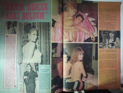 Pazar Haftalık Aktüalite Sinema Tiyatro Müzik ve Magazin Dergisi - 14 Ekim 1967 - Selda Alkor - Tanju Gürsu - Zeki Müren - Filiz Akın - Ertem Göreç - İzzet Günay - Semiramis Pekkan - Senih Orkan - Kenan Pars - Süha Doğan - Ekrem Bora - Alper Tema - Sevinç Pekin - Ertan Anapa - İlhan Engin - Salih Güney - Figen Han - Hülya Koçyiğit - Tülay Erdeniz - Suat Yalaz - Buket Sokullu - Ursula Andress - Alf Sjöberg - İngmar Berman - Serghei Eisenstein - Okan Dinçer - Nilüfer Koçyiğit  fotoğraf ve haberi - Sinema Haberleri - Artık Gerçek Aşkı Buldum Haberi - 14 Yaşında 14 Film Haberi - Doctor Renaud Şampuan Reklamı - Puro Sabun Reklamı - Tam Takım Dergi